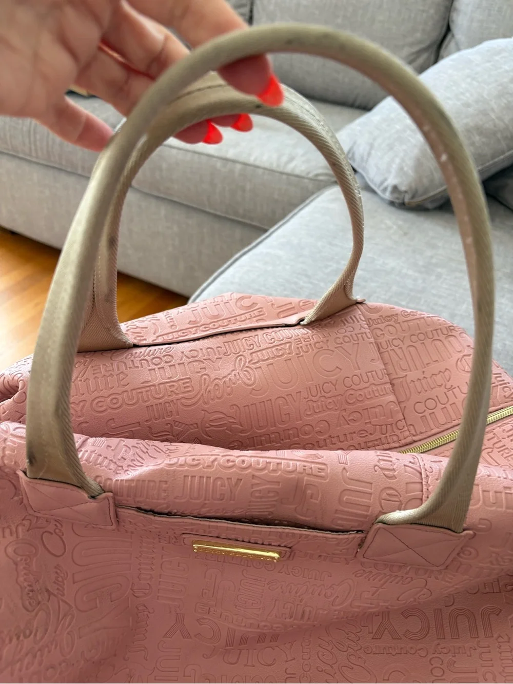 Juicy Couture Pink Embossed Logo Weekender / Duffle Bag 💕